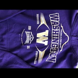 Gildan Tops - UNIVERSITY OF WASHINGTON HOODIE Gildan Tops - UNIVERSITY OF WASHINGTON HOODIE